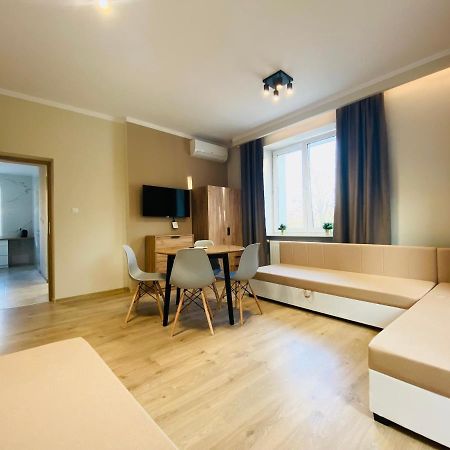 Gold Apartament ชวิดนิค ภายนอก รูปภาพ