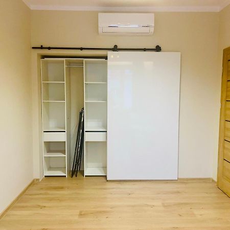 Gold Apartament ชวิดนิค ภายนอก รูปภาพ