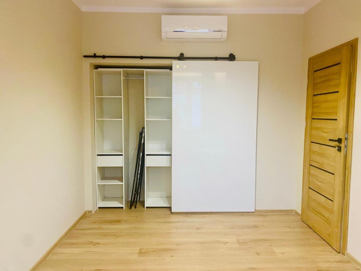 Gold Apartament ชวิดนิค ภายนอก รูปภาพ