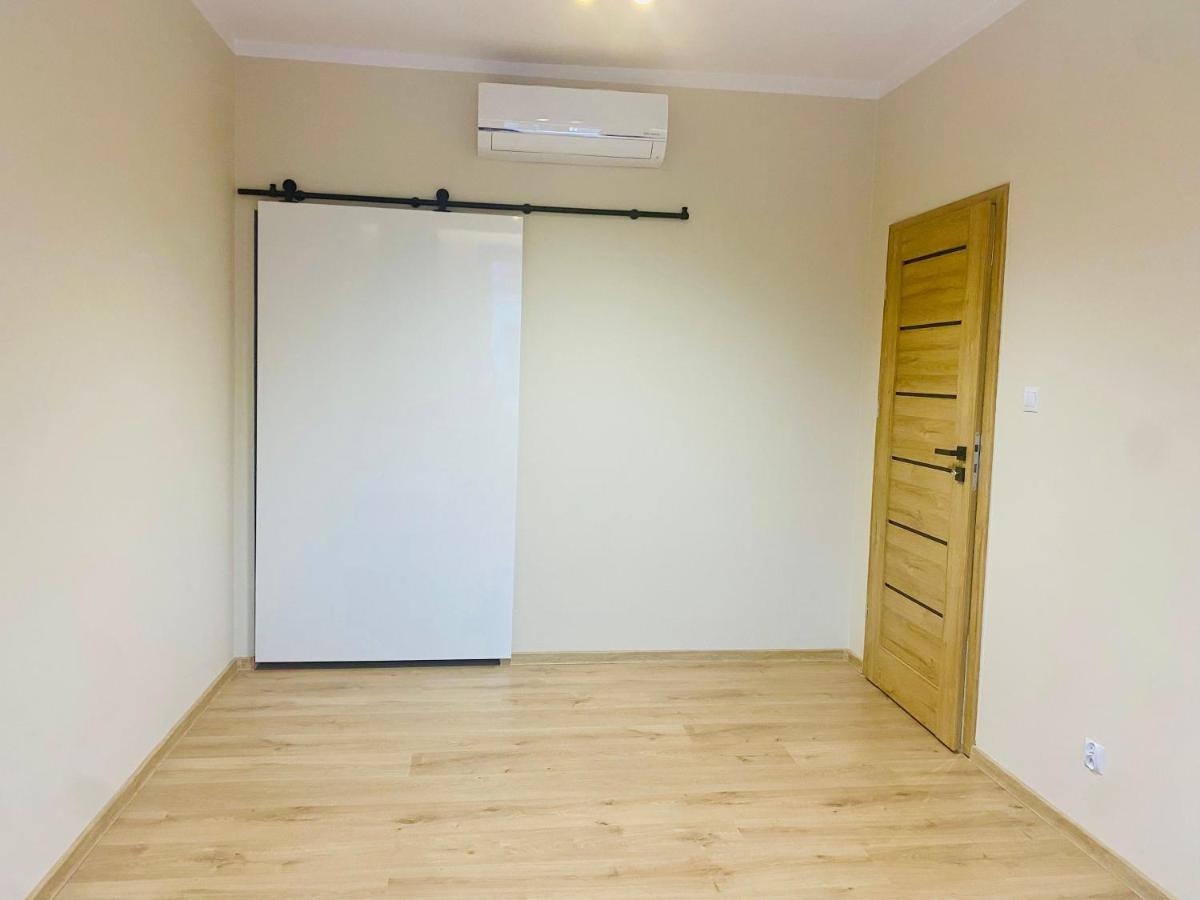 Gold Apartament ชวิดนิค ภายนอก รูปภาพ